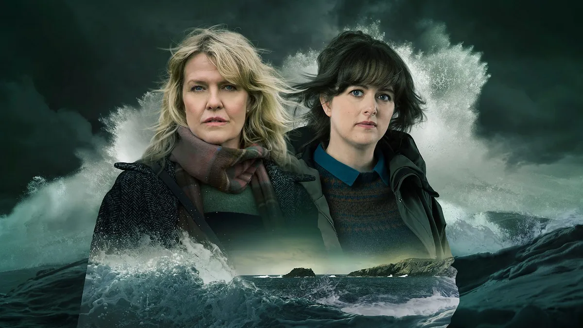 DI Ruth Calder (Ashley Jensen) and DI Alison ‘Tosh’ McIntosh (Alison O’Donnell)